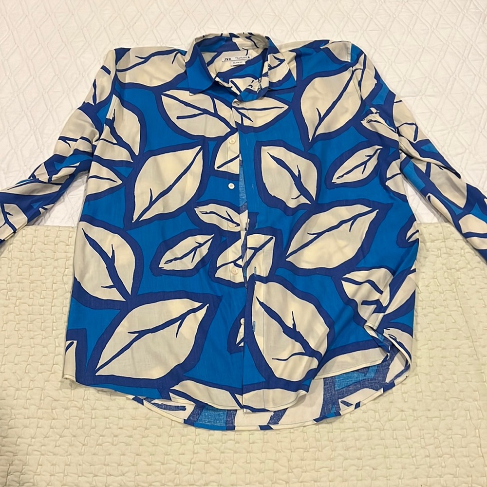 Zara cotton large pattern leaf design casual button down shirt